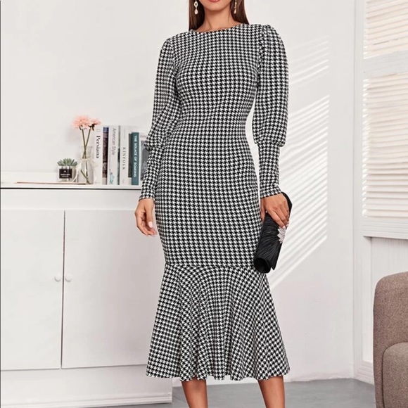 Dresses & Skirts - Houndstooth mermaid dress